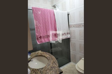 Casa à venda com 5 quartos, 220m² em Vila Fachini, São Paulo