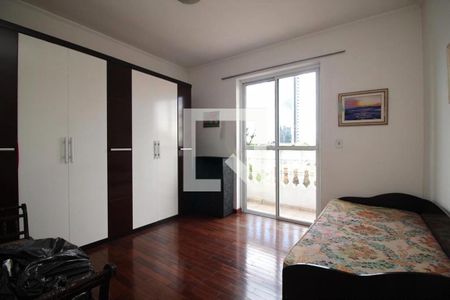 Casa à venda com 4 quartos, 248m² em Vila Cordeiro, São Paulo