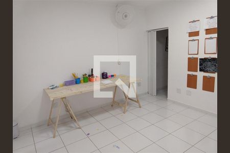 Casa à venda com 3 quartos, 237m² em Cambuci, São Paulo