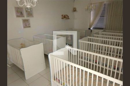 Casa à venda com 3 quartos, 237m² em Cambuci, São Paulo