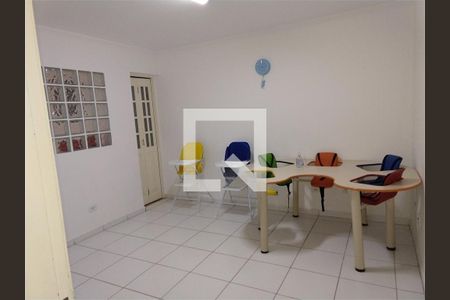 Casa à venda com 3 quartos, 237m² em Cambuci, São Paulo