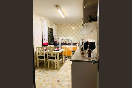 Casa à venda com 3 quartos, 110m² em Cambuci, São Paulo