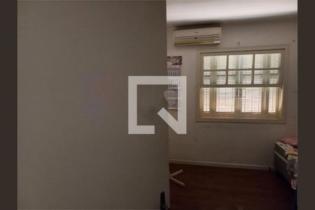 Casa à venda com 4 quartos, 179m² em Chácara Inglesa, São Paulo