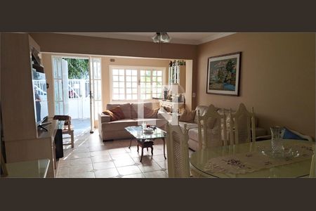 Casa à venda com 2 quartos, 106m² em Vila Monumento, São Paulo