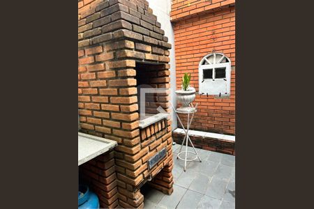 Casa à venda com 2 quartos, 106m² em Vila Monumento, São Paulo