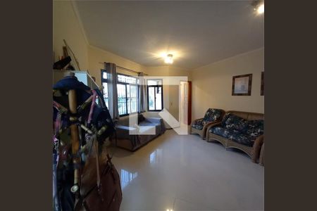 Casa à venda com 2 quartos, 184m² em Vila Gumercindo, São Paulo