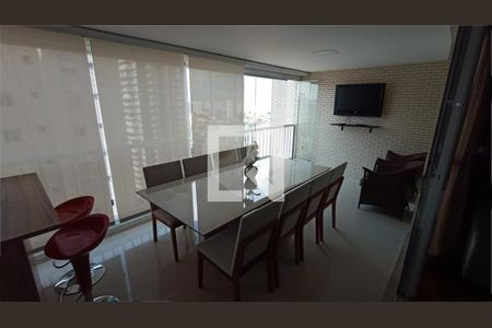 Apartamento à venda com 3 quartos, 141m² em Vila Gumercindo, São Paulo