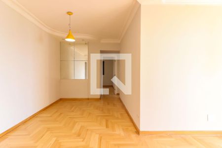 Sala de apartamento para alugar com 3 quartos, 84m² em Jardim das Vertentes, São Paulo