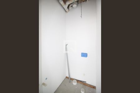 Lavabo de apartamento à venda com 3 quartos, 183m² em Vila Nova Conceição, São Paulo