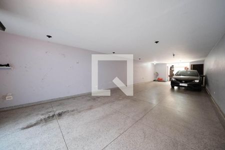 Garagem de casa à venda com 3 quartos, 275m² em Jardim Belem, São Paulo