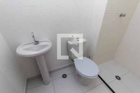 Banheiro de apartamento para alugar com 2 quartos, 32m² em Engenheiro Goulart, São Paulo