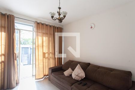 Sala de casa à venda com 3 quartos, 210m² em Itapoã, Belo Horizonte