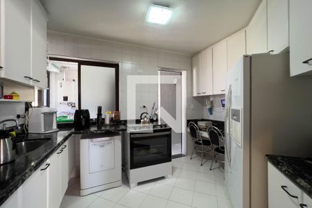 Cozinha de apartamento à venda com 2 quartos, 140m² em Vila Mariana, São Paulo