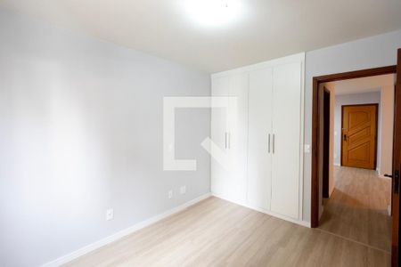 Quarto de apartamento à venda com 2 quartos, 99m² em Centro, Campinas