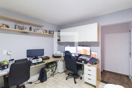 Sala 2 de casa à venda com 4 quartos, 170m² em Vila Pires, Osasco