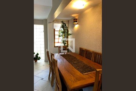 Casa à venda com 3 quartos, 115m² em Campo Belo, São Paulo