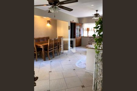 Casa à venda com 3 quartos, 115m² em Campo Belo, São Paulo