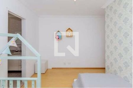 Casa à venda com 6 quartos, 226m² em Vila Bertioga, São Paulo