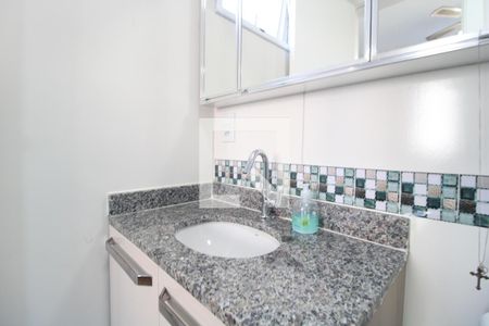 Banheiro da Suíte de apartamento à venda com 2 quartos, 51m² em Vila Sofia, São Paulo
