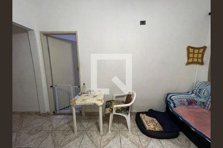 Sala de casa à venda com 4 quartos, 70m² em Vila Universitaria, São Paulo