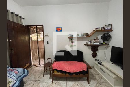 Sala de casa à venda com 4 quartos, 70m² em Vila Universitaria, São Paulo