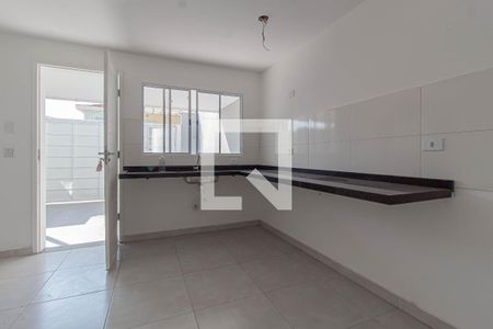 Cozinha de casa à venda com 2 quartos, 70m² em Vila Granada, São Paulo