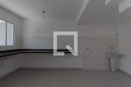 Cozinha e Área de Serviço de casa à venda com 2 quartos, 70m² em Vila Granada, São Paulo