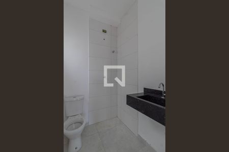 Banheiro Social de casa à venda com 2 quartos, 70m² em Vila Granada, São Paulo