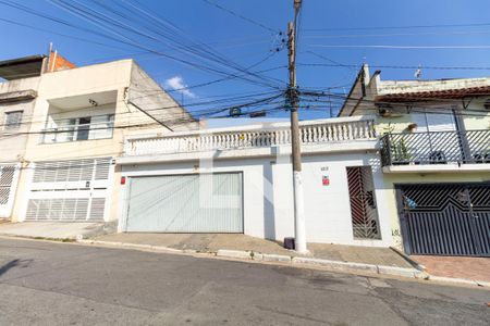 Fachada de casa à venda com 4 quartos, 250m² em Vila Primavera, São Paulo
