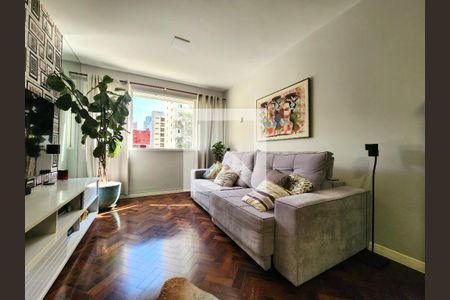 Sala de apartamento para alugar com 3 quartos, 98m² em Indianópolis, São Paulo