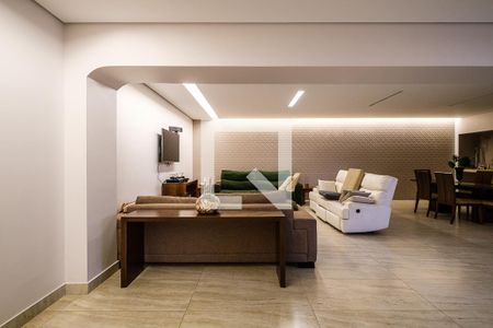 Sala 2 de apartamento à venda com 4 quartos, 300m² em Serra, Belo Horizonte