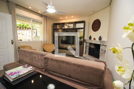 Sala de casa à venda com 3 quartos, 120m² em Vila Joao Pessoa, Porto Alegre