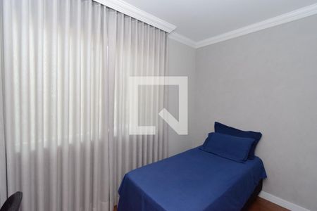 Quarto 1 de casa à venda com 3 quartos, 180m² em Casa, Contagem