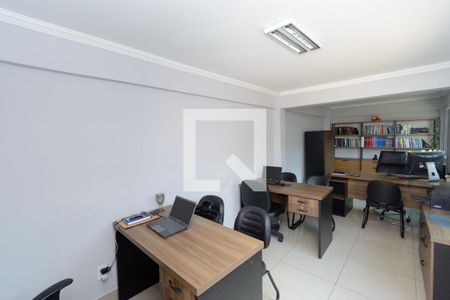 Escritório  de casa à venda com 3 quartos, 180m² em Casa, Contagem