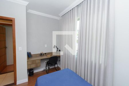 Quarto 1 de casa à venda com 3 quartos, 180m² em Casa, Contagem