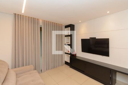 Sala de TV e Jantar de casa à venda com 3 quartos, 180m² em Casa, Contagem