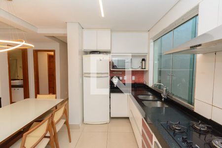 Cozinha de casa à venda com 3 quartos, 180m² em Casa, Contagem