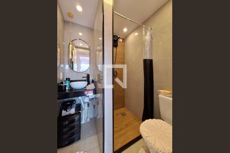 Banheiro de apartamento para alugar com 2 quartos, 40m² em Imirim, São Paulo