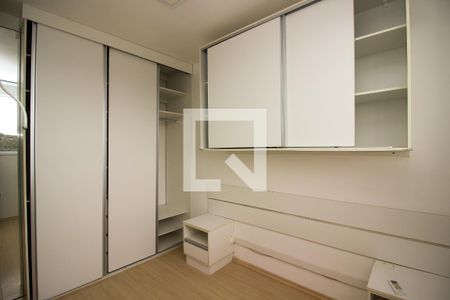 Quarto Suíte de apartamento à venda com 2 quartos, 48m² em Partenon, Porto Alegre