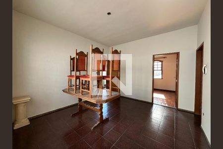 Casa à venda com 3 quartos, 360m² em Indaiá, Belo Horizonte