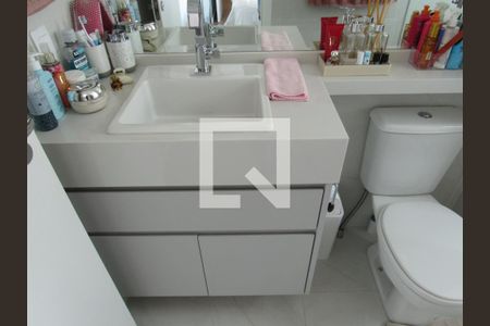 Banheiro da Suíte Principal de apartamento à venda com 2 quartos, 61m² em Km 18, Osasco