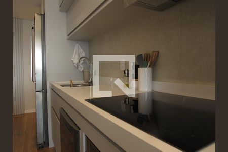 Cozinha de apartamento à venda com 2 quartos, 61m² em Km 18, Osasco