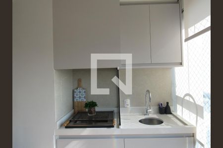 Varanda de apartamento à venda com 2 quartos, 61m² em Km 18, Osasco