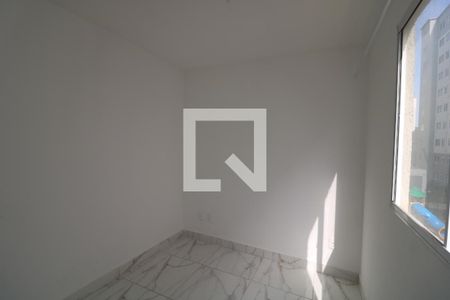 Quarto 2 de apartamento para alugar com 2 quartos, 42m² em Parque São Lourenço, São Paulo