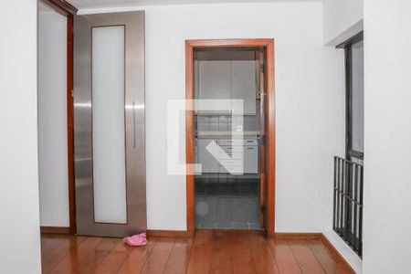 Sala de apartamento à venda com 3 quartos, 189m² em Perdizes, São Paulo