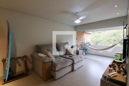 Sala de apartamento para alugar com 3 quartos, 80m² em Jardim Tejereba, Guarujá