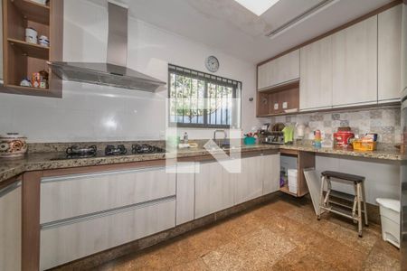 Cozinha de casa à venda com 4 quartos, 400m² em Jardim da Saúde, São Paulo