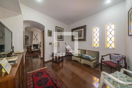 Sala de TV de casa à venda com 4 quartos, 400m² em Jardim da Saúde, São Paulo