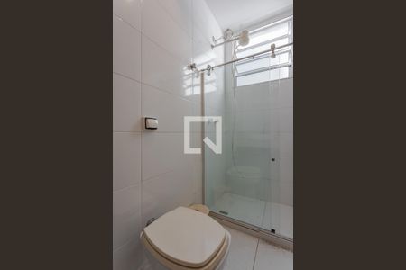 Banheiro de apartamento à venda com 3 quartos, 100m² em Mont’serrat, Porto Alegre