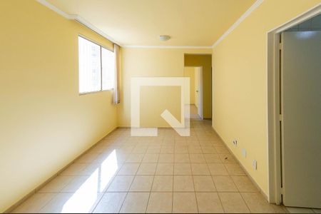 Sala de apartamento à venda com 3 quartos, 60m² em Buritis, Belo Horizonte